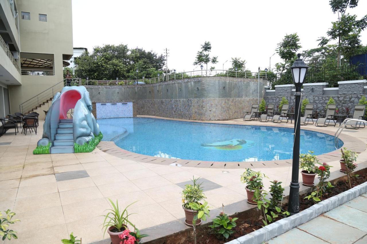 Hotel Vits Lonavla Exterior foto