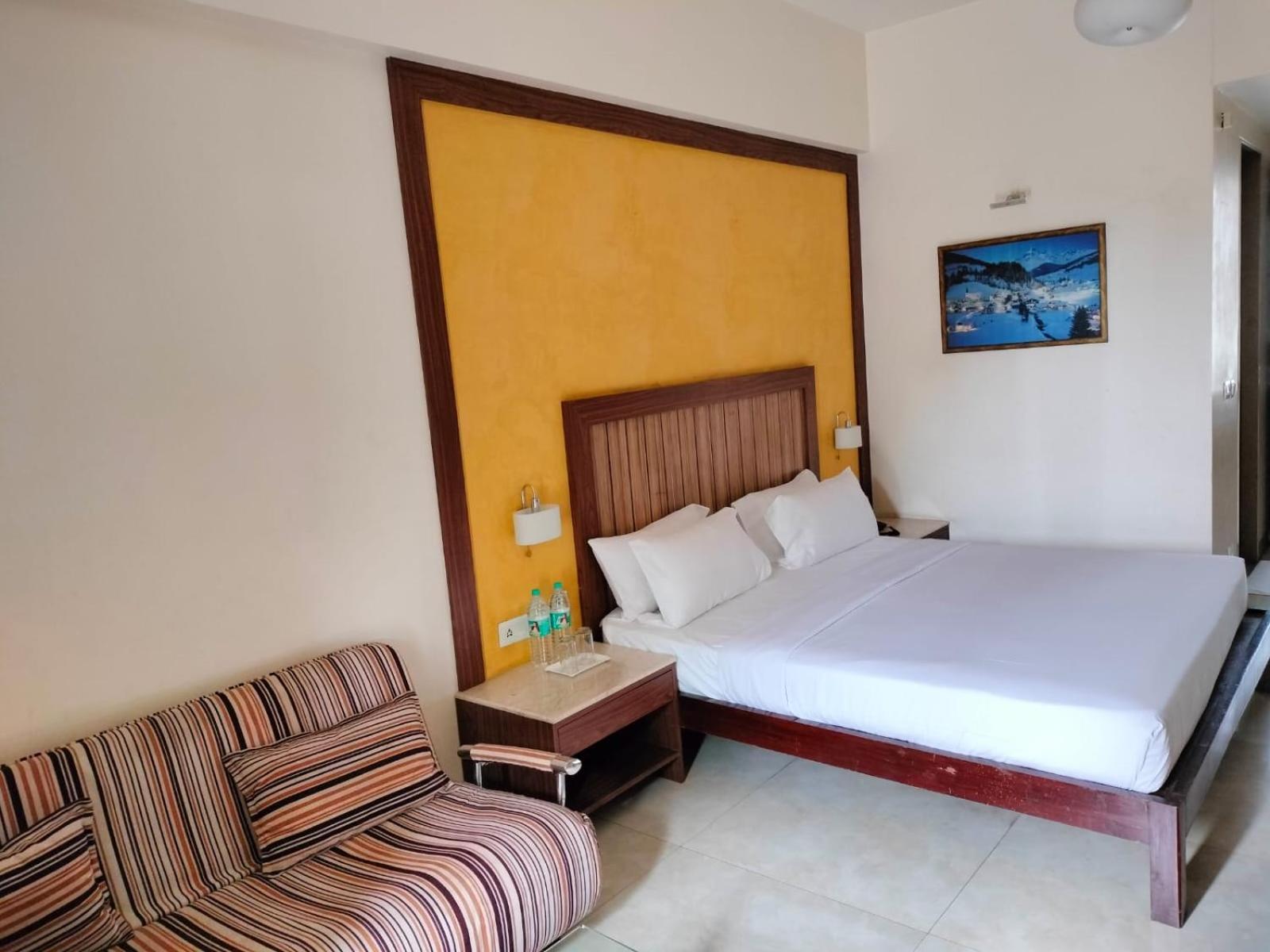 Hotel Vits Lonavla Exterior foto